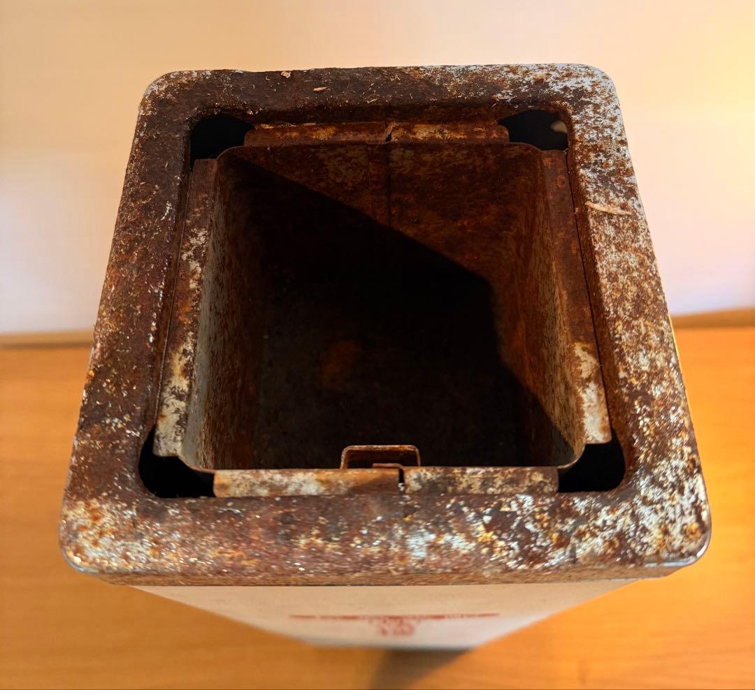 昭和 レトロ アンティーク 松島支配 四角形の金属製灰皿