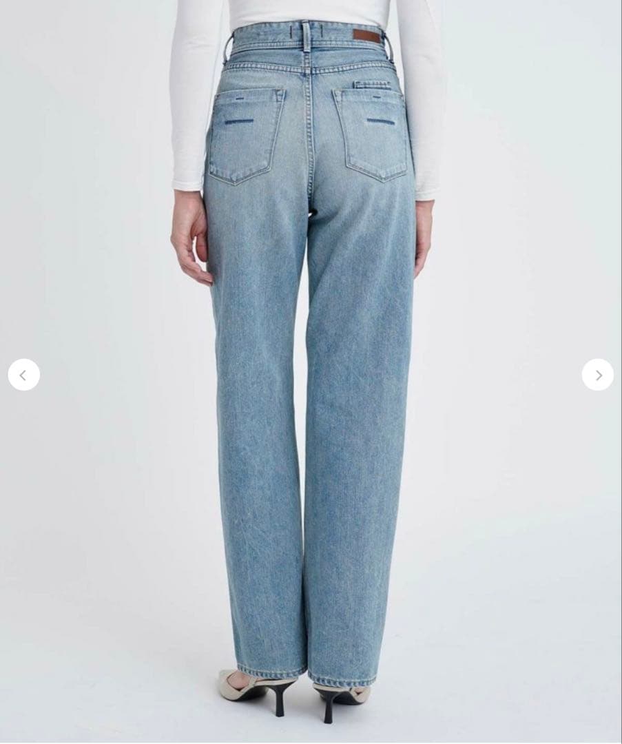 ヤヌーク　YANUK LEA TVS ボーイズストレートデニム　23 美品