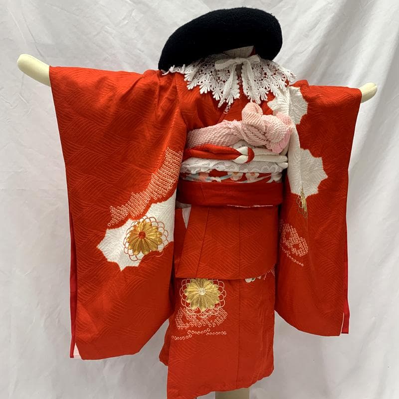 601ag5□七五三 三歳 女児 着物&兵児帯&長襦袢 御所車 菊 朱色□美品