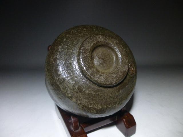 楽吉左衛門六代　左入黒茶碗／楽吉左衛門十代旦入／表千家十二代惺斎極め箱／「山霞」