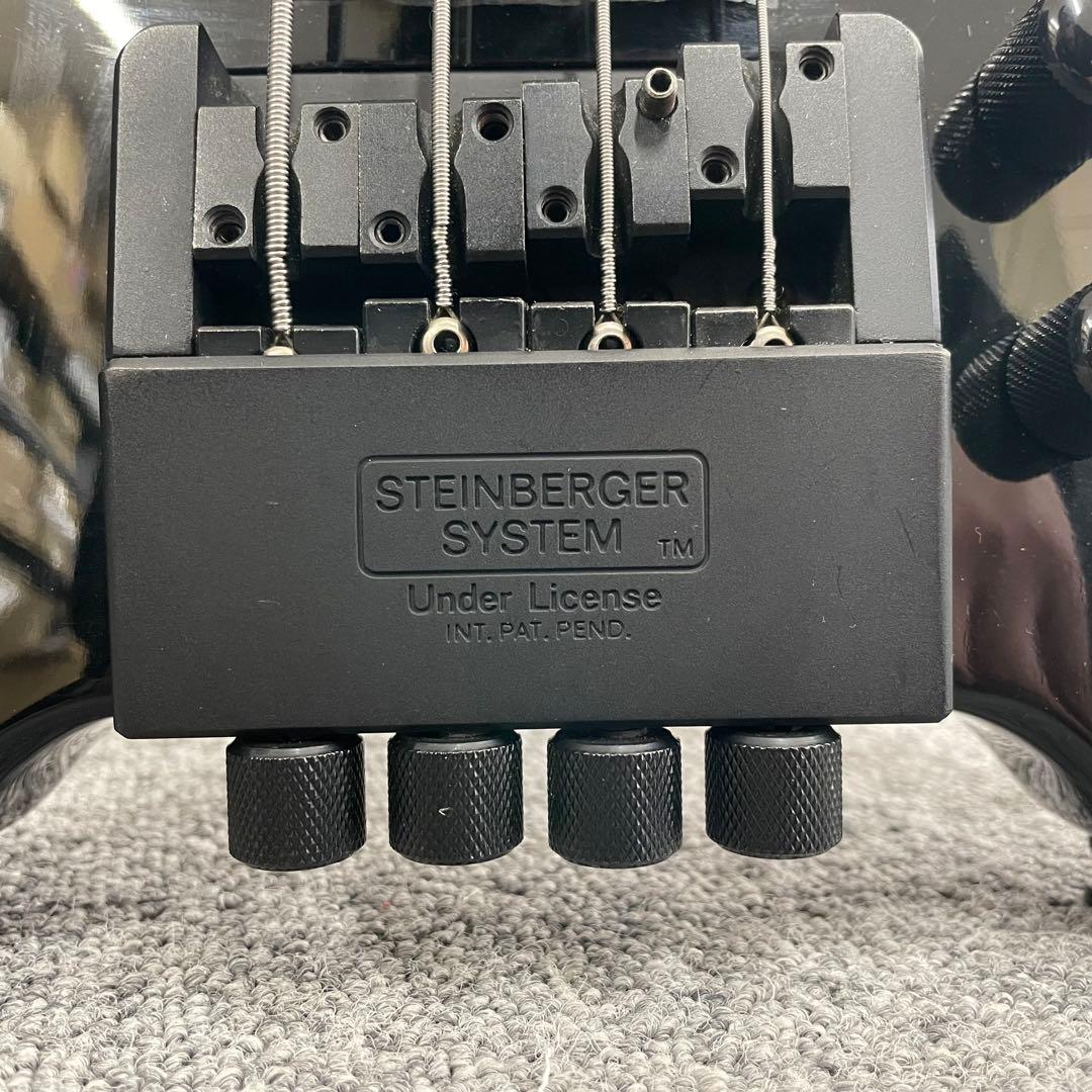 動作品 Spirit by Steinberger ヘッドレスベース エレキ