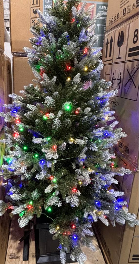 コストコ　クリスマスツリー 137cm 電飾付き　新品未開封