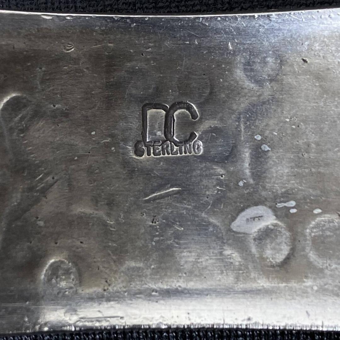 NAVAJO Derrick Cadman シルバースタースタンプワークバングル