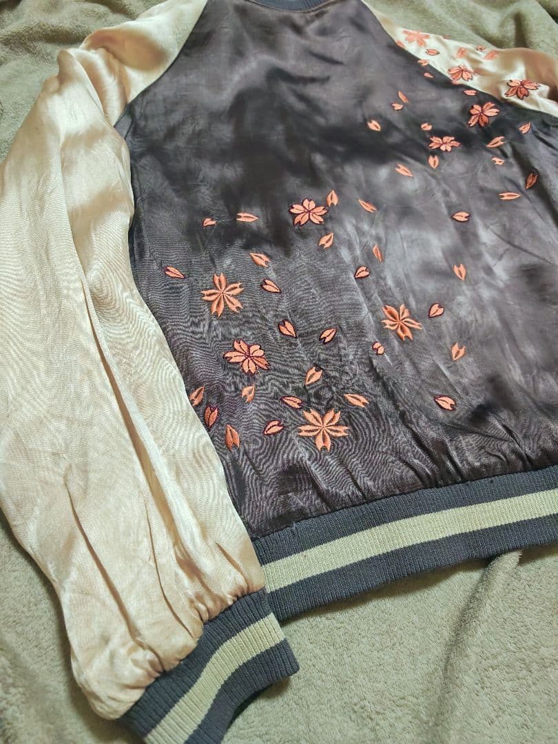 百花繚乱 スカジャン 日本限定　レーヨン 桜刺繍 unisex