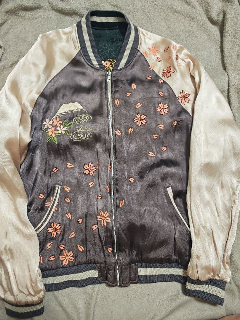 百花繚乱 スカジャン 日本限定　レーヨン 桜刺繍 unisex