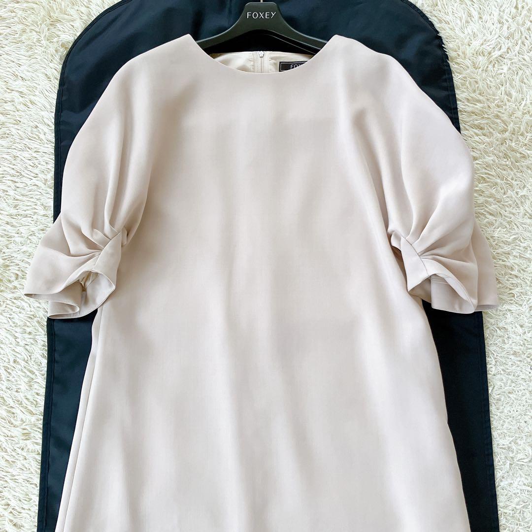 美品✨FOXEY ワンピース Aライン ウール ベージュ系 40