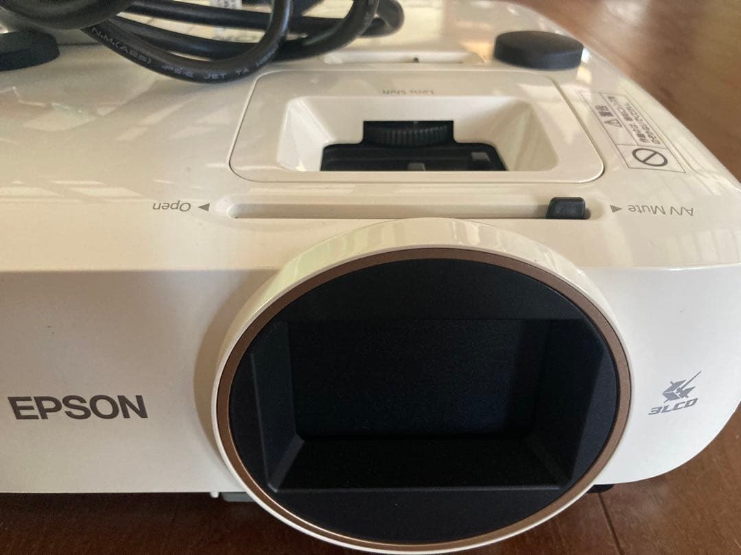 EPSON プロジェクター 本体 EH-TW5650 ブルーレイレコーダセット