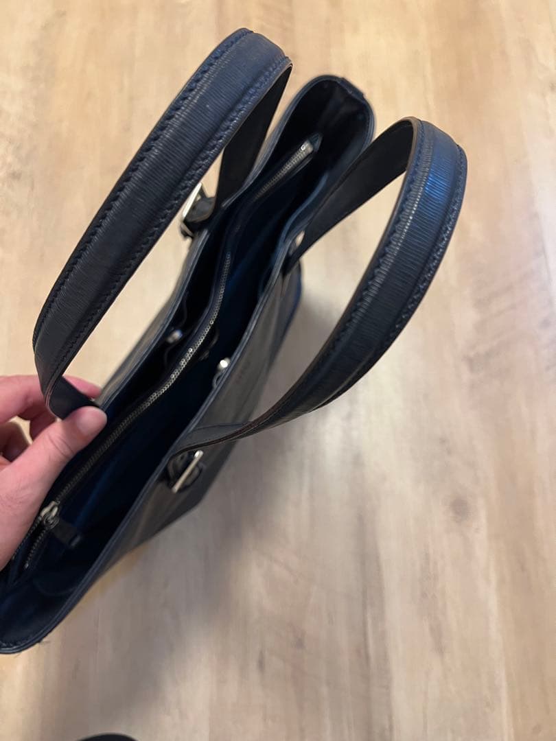 【美品】 【週末限定値下げ】TAKEO KIKUCHIトートバッグ通勤通学 A4