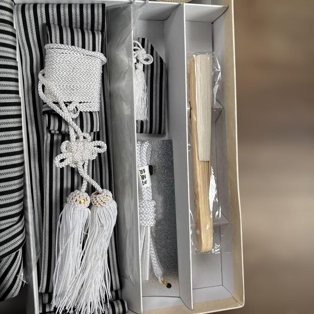 七五三 男の子　袴、小物8点セット ストライプ　5歳用