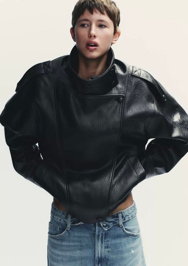 ZARAフェイクレザージャケット　Sサイズ