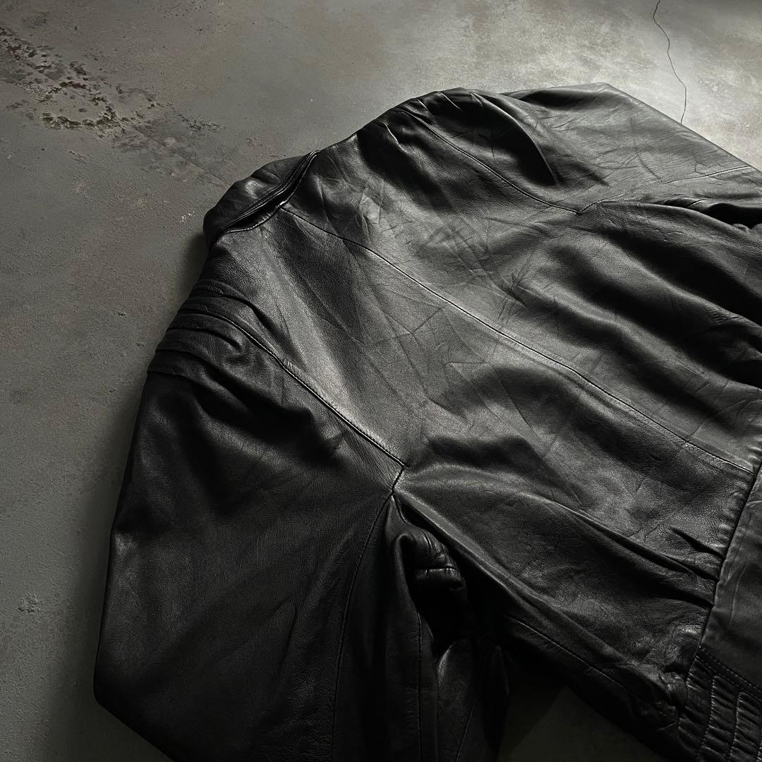 A-2“paris diffusion“本革“短丈“bomber jacket