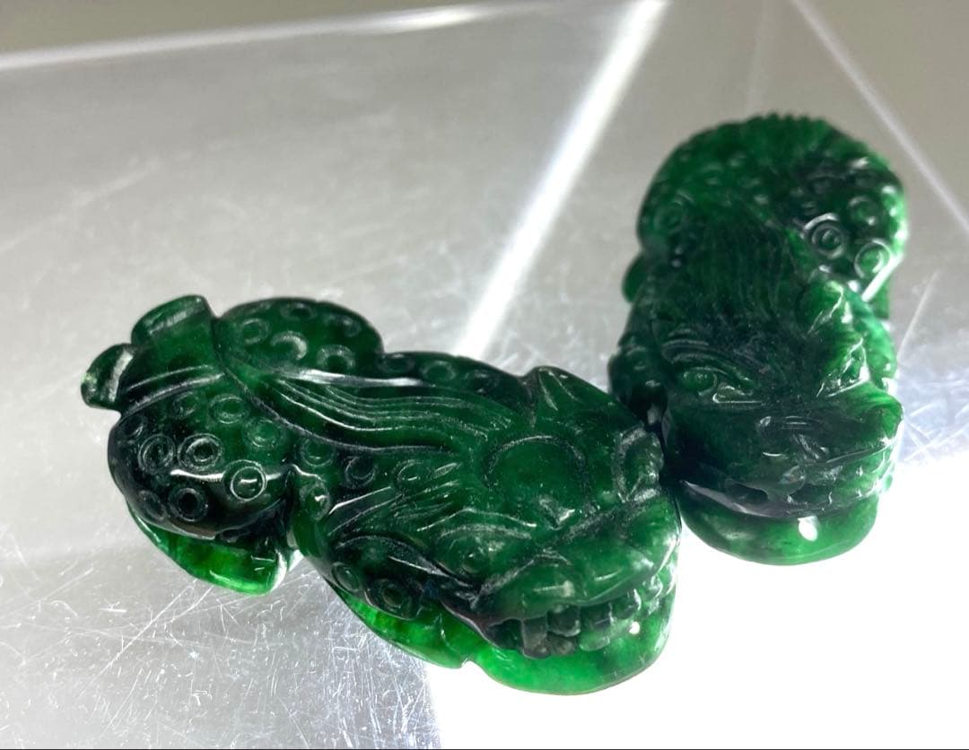 本翡翠　獅子筆架一対　49g 東Y7-0212ア㉜タトチ