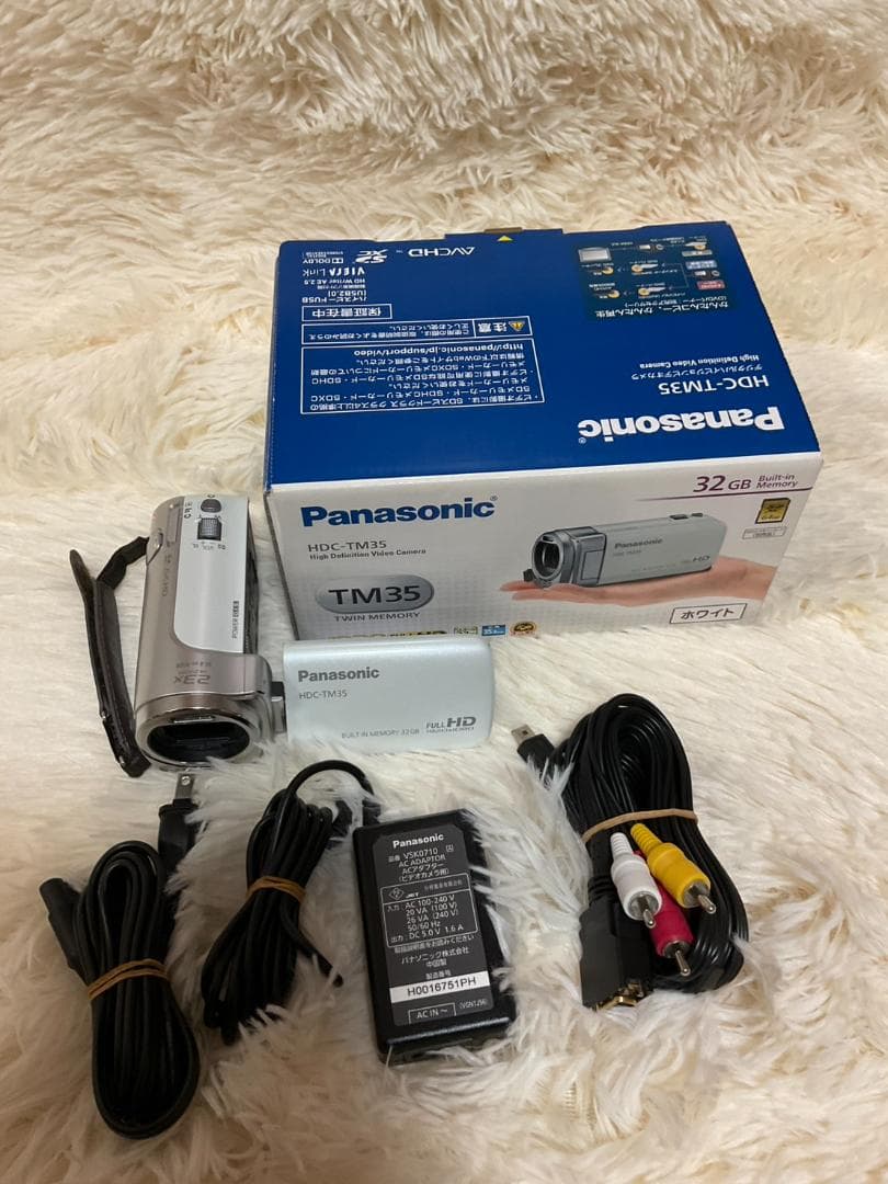 【美品　簡易動作確認済】パナソニック HDC-TM35 ビデオカメラ 32GB