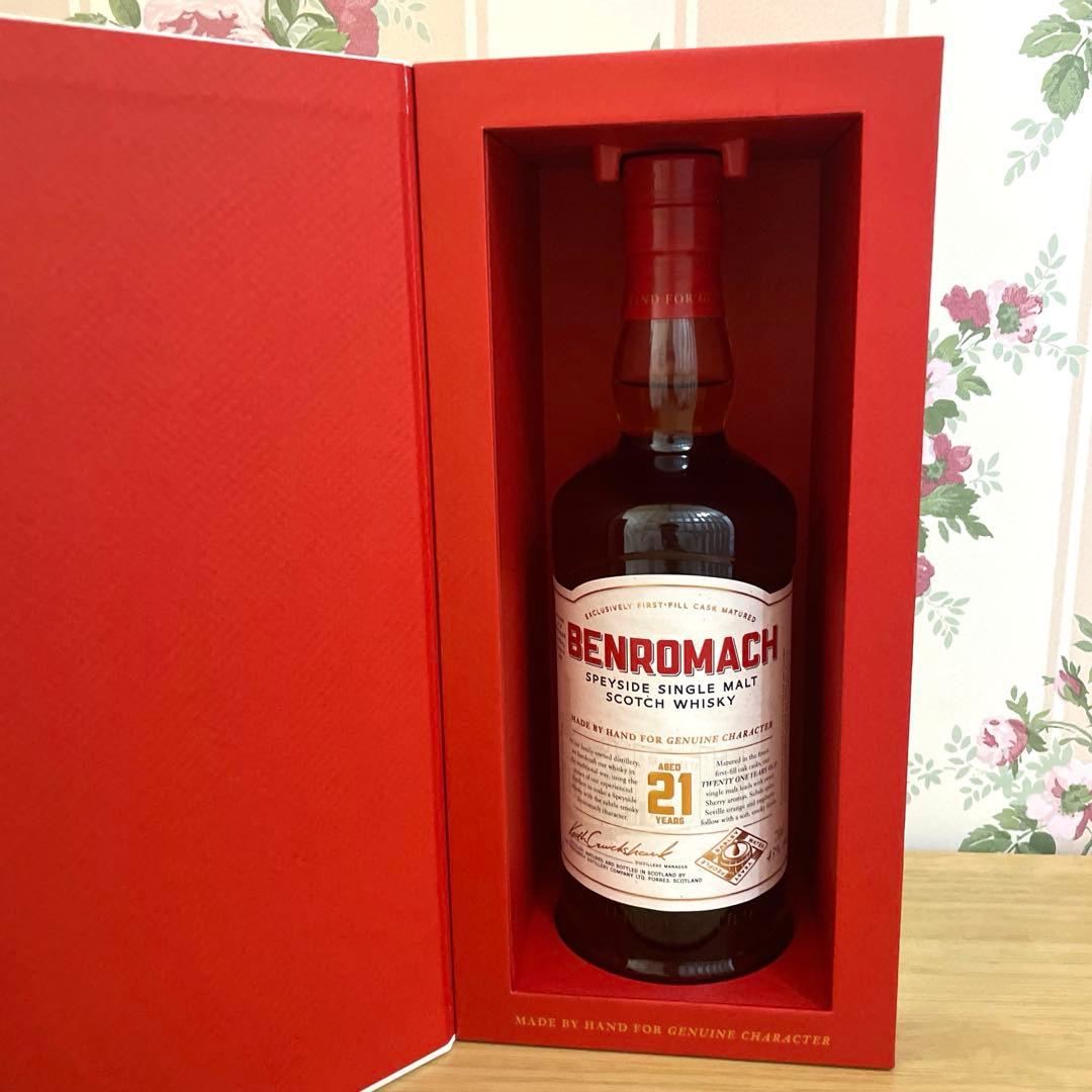 ベンロマック　21年　ウイスキー　700ml 箱付き