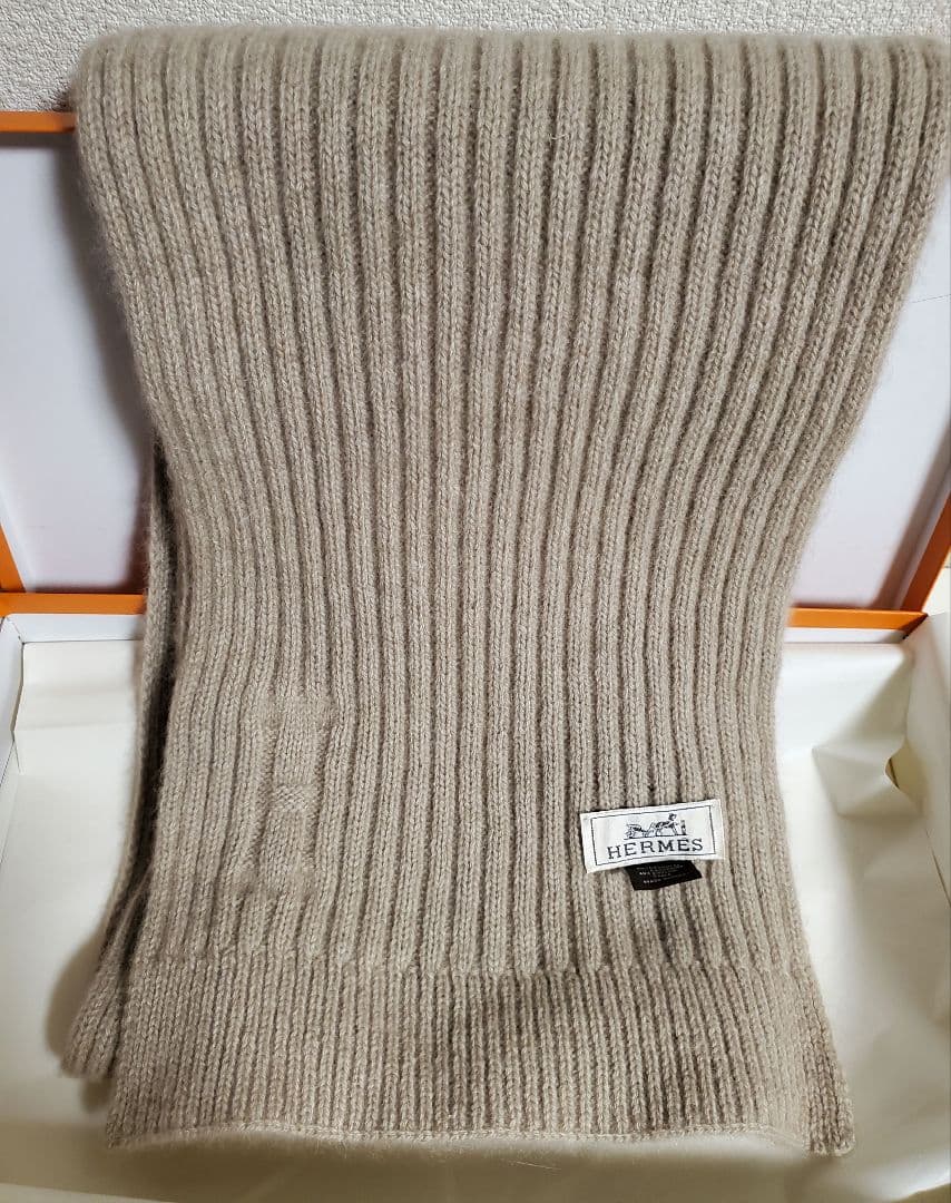 ジ*☆様 希少　HERMES ベージュ リブ編みマフラー