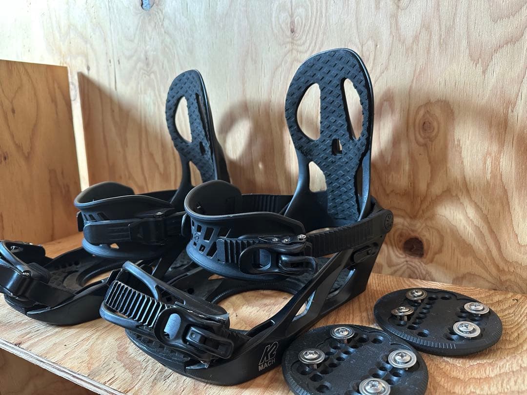 ブラック スノーボード ビンディング