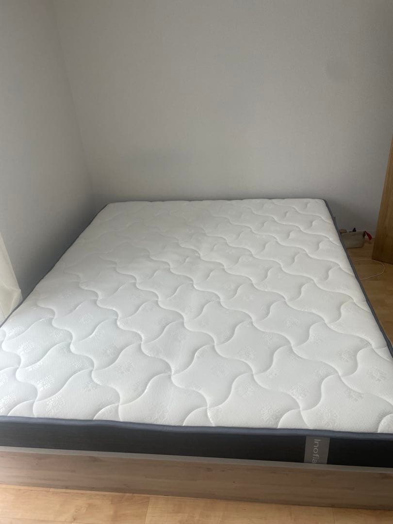 クイーンマットレス