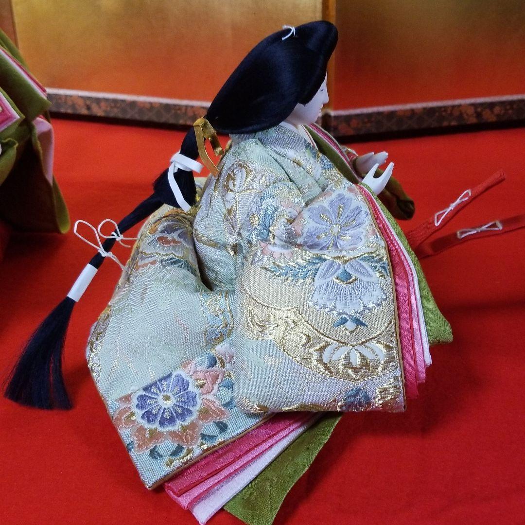 雛人形　三人官女　ベージュ地に花柄