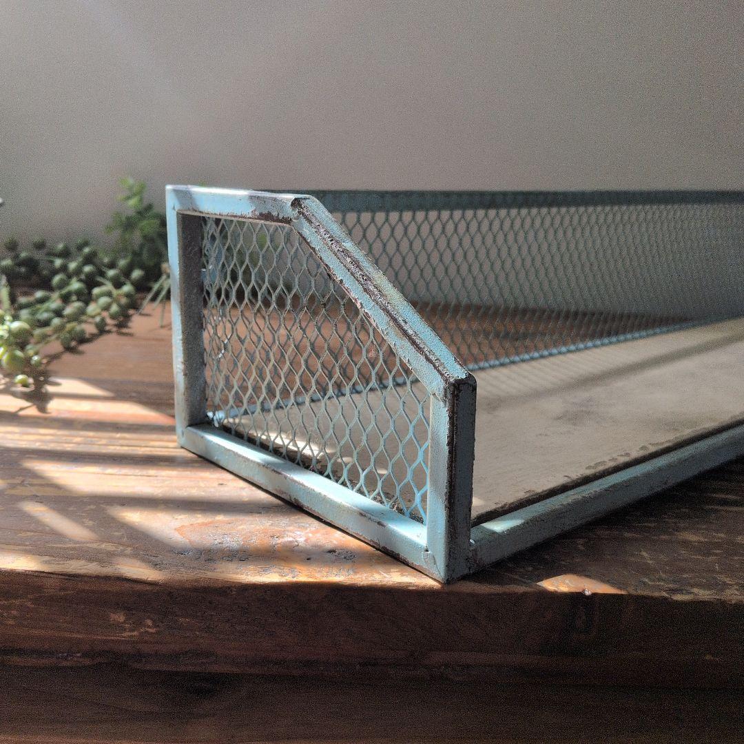 アンティークウォールラック　水色