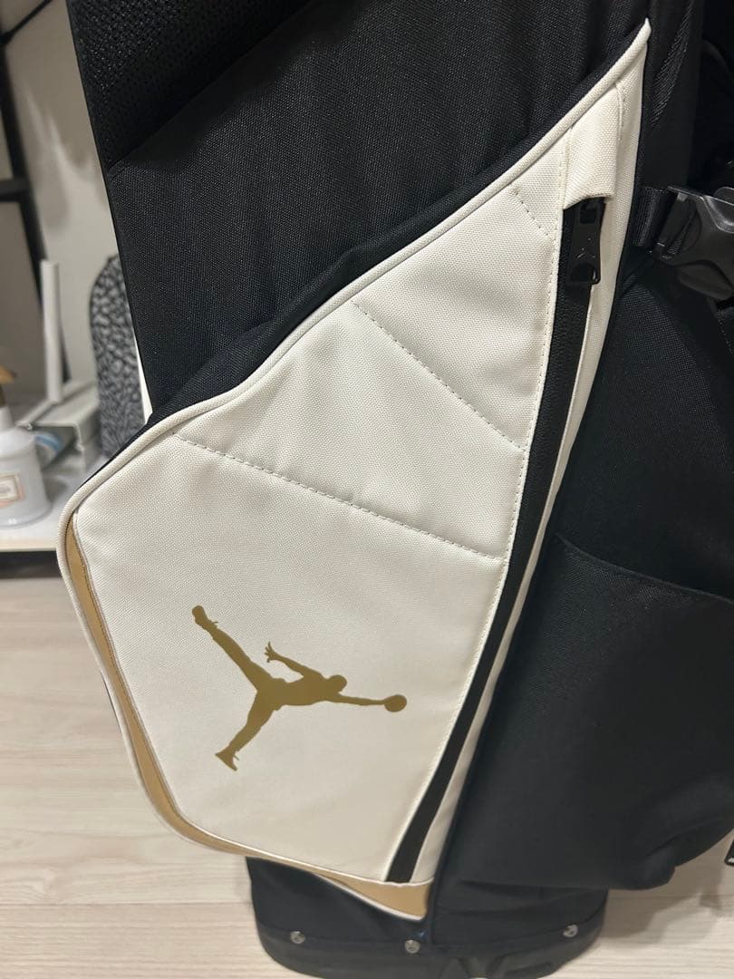 J*H様 JORDAN キャディバッグ ホワイト/ブラック/ゴールド