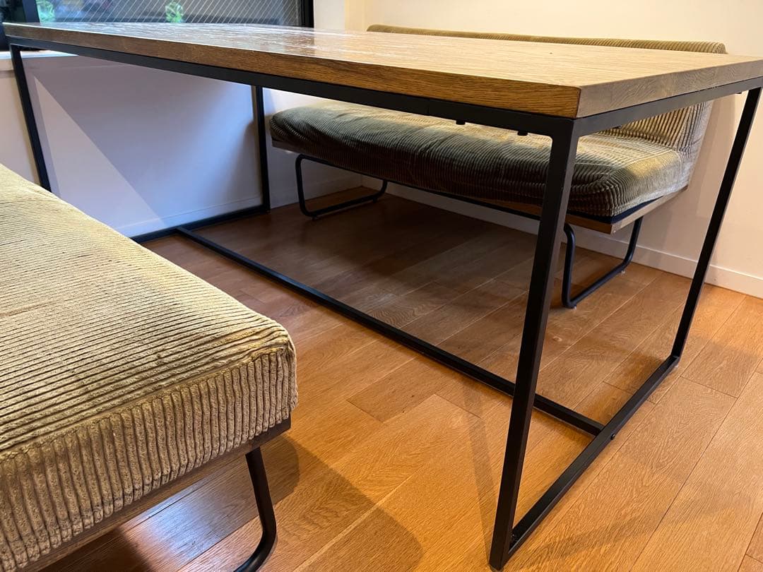 ダイニングソファ　WIRY