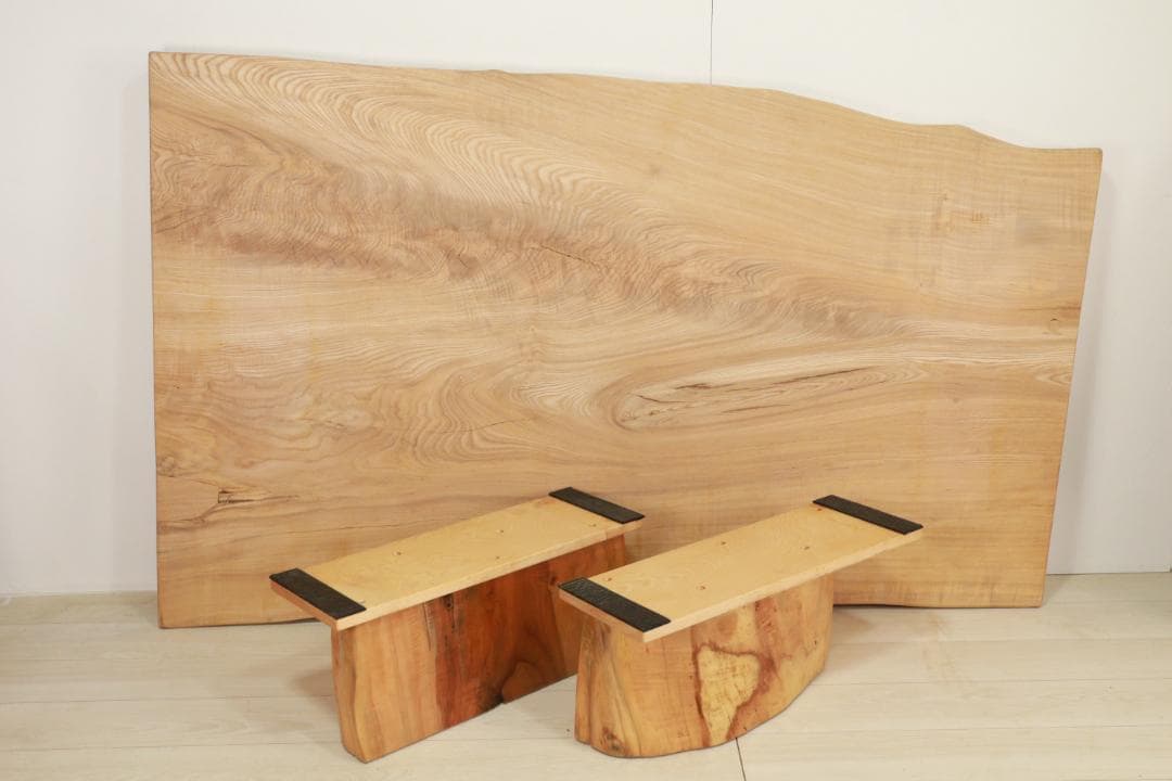 店頭展示品　１枚板　欅製　無垢材　和モダン　ローテーブル 天厚9㎝ BJ141