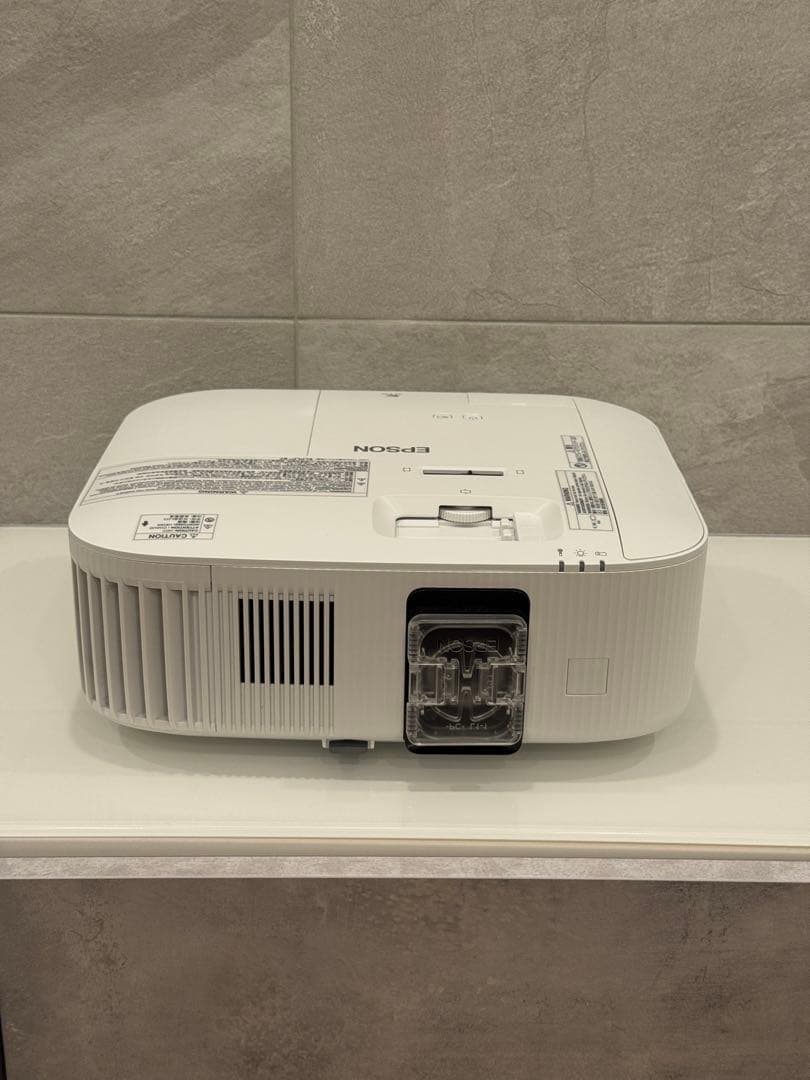 エプソン　プロジェクター　EH-TW6250