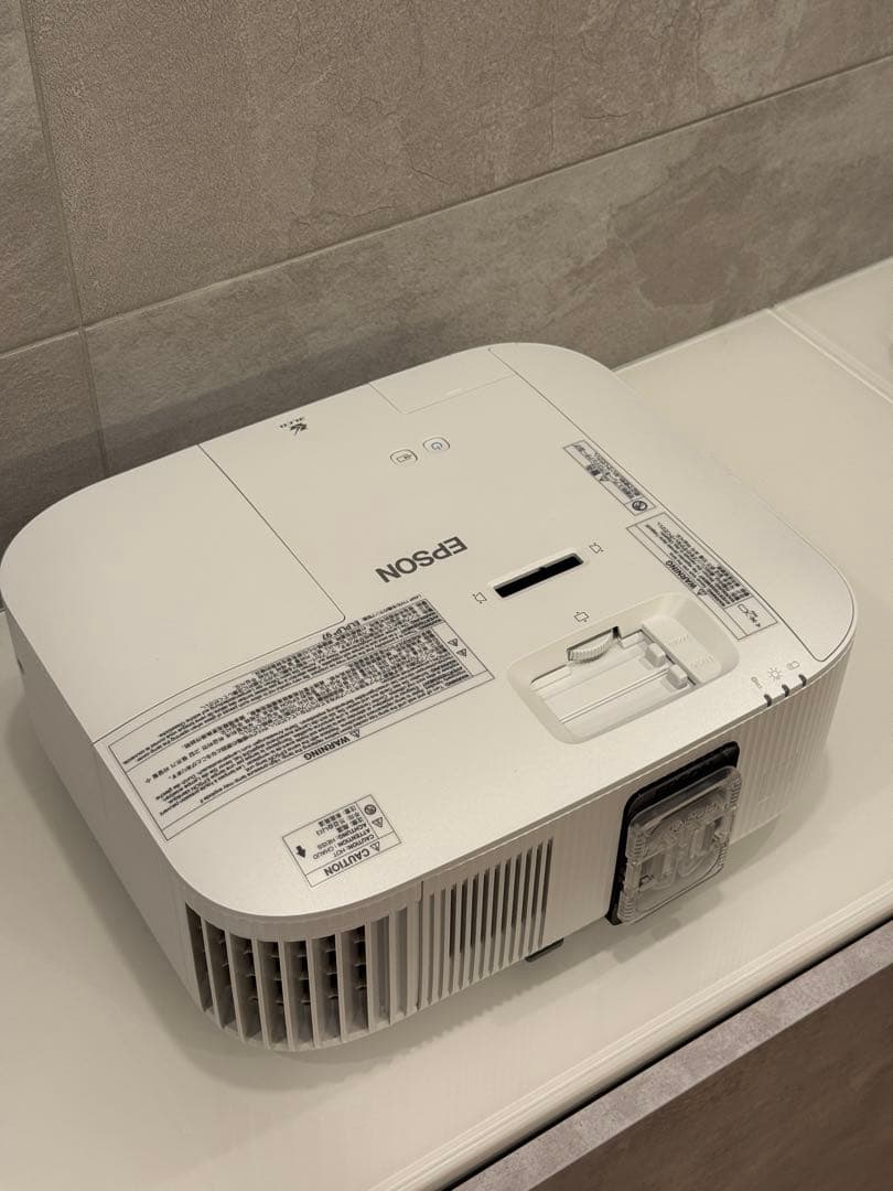 エプソン　プロジェクター　EH-TW6250