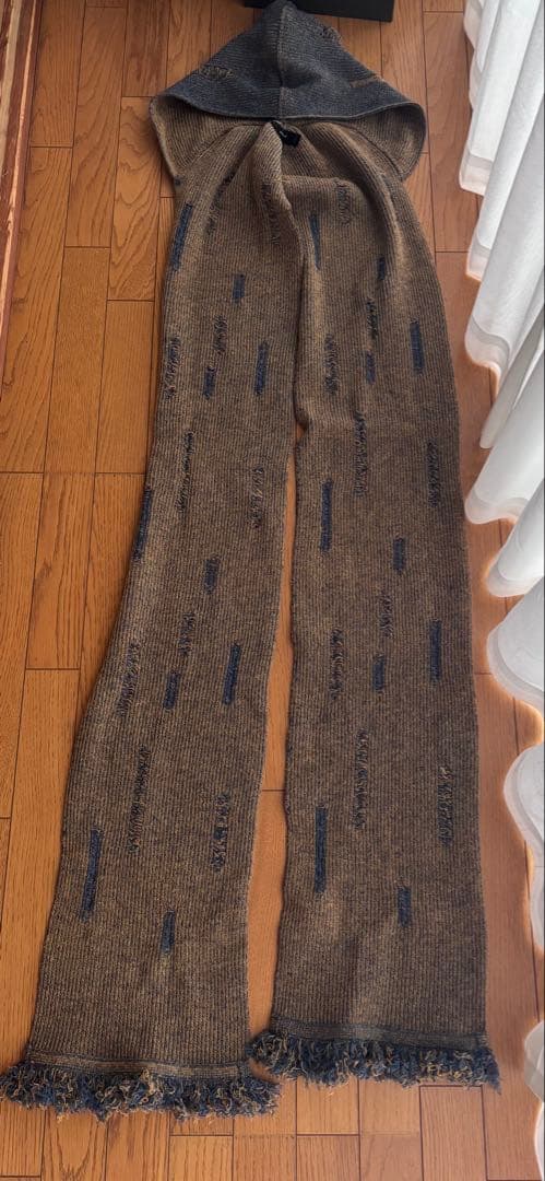 MINUS ( − ) マイナス // フード付きロングマフラー