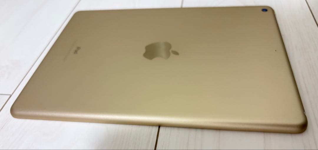 極美品 修理歴無【動作確認・初期化済】iPad 第5世代 128GB A1822