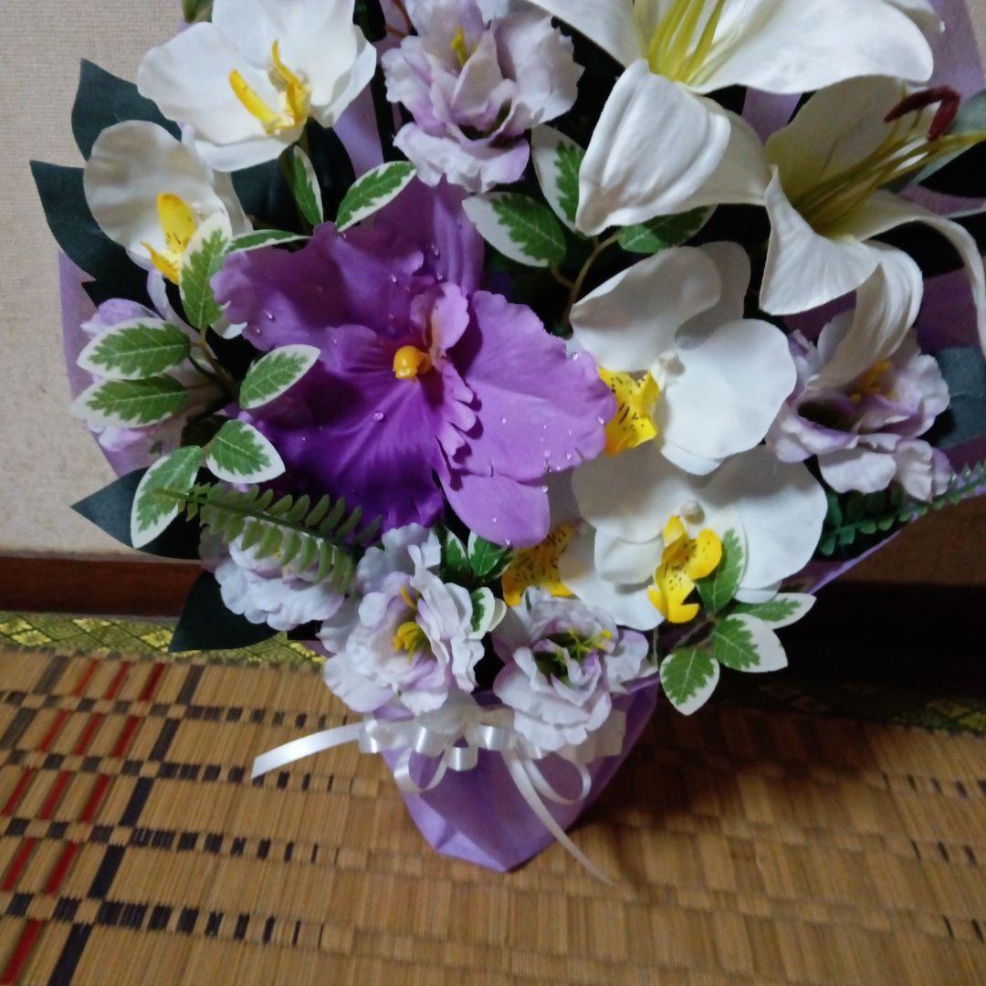 仏花　お供え花　初盆　法事　カトレア　百合　アレンジ