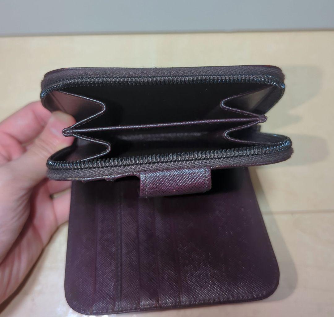 【美品】PRADA 二つ折り財布 ブラウン サフィアーノレザー　値段交渉◯