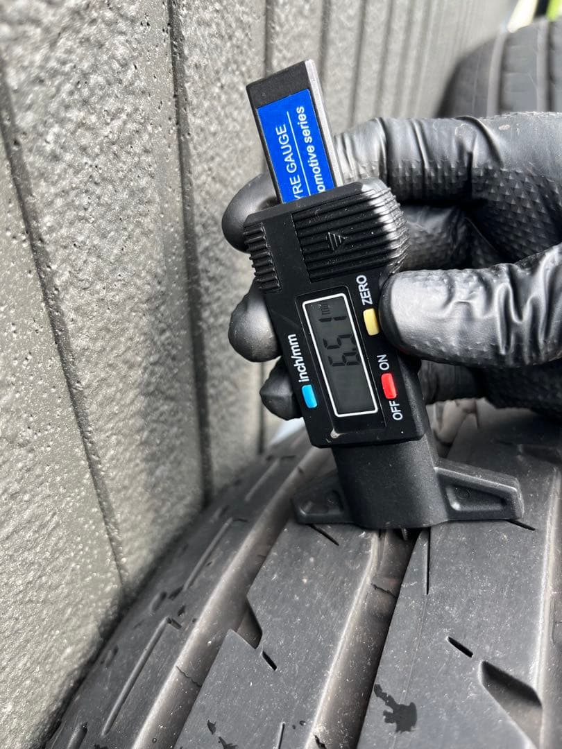 ①【送料無料、2本】205/60R16 ブリヂストン　LUFTRV2