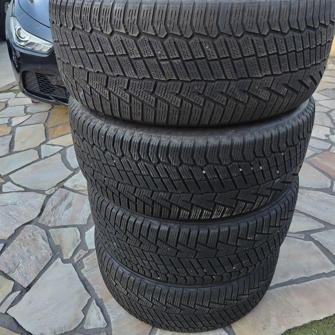 7*3様 235/50R19コンチネンタル！４本セット！スタッドレスタイヤ！バリ