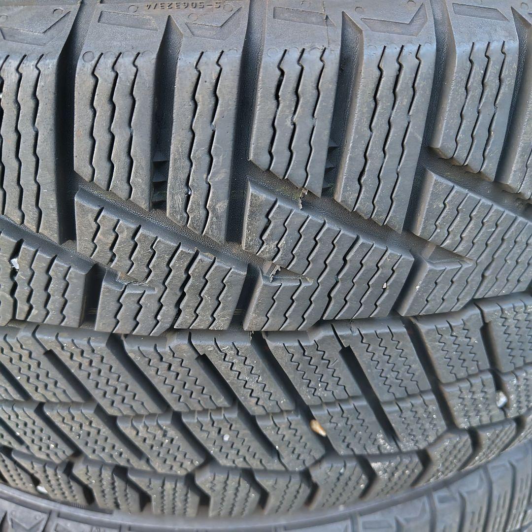7*3様 235/50R19コンチネンタル！４本セット！スタッドレスタイヤ！バリ