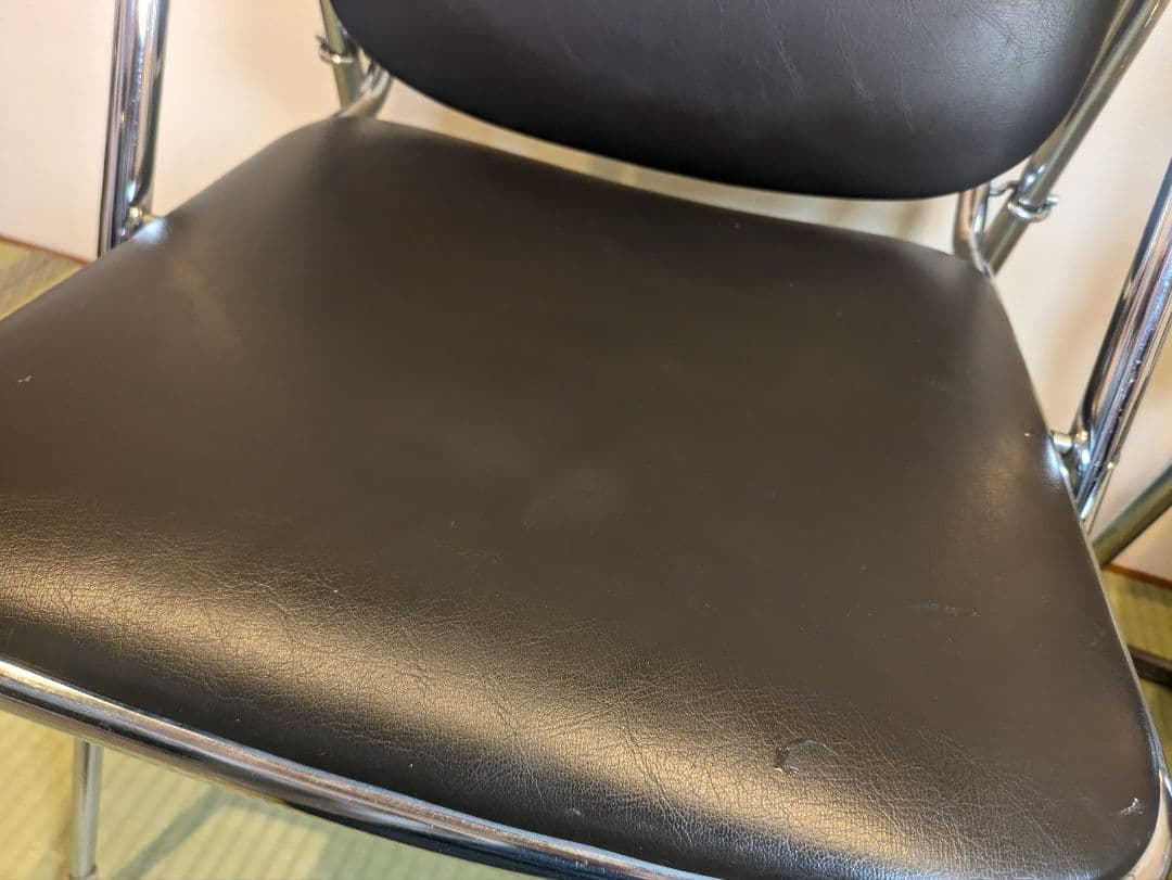 ウチダ パイプ椅子 折りたたみ椅子 4脚 UCHIDA