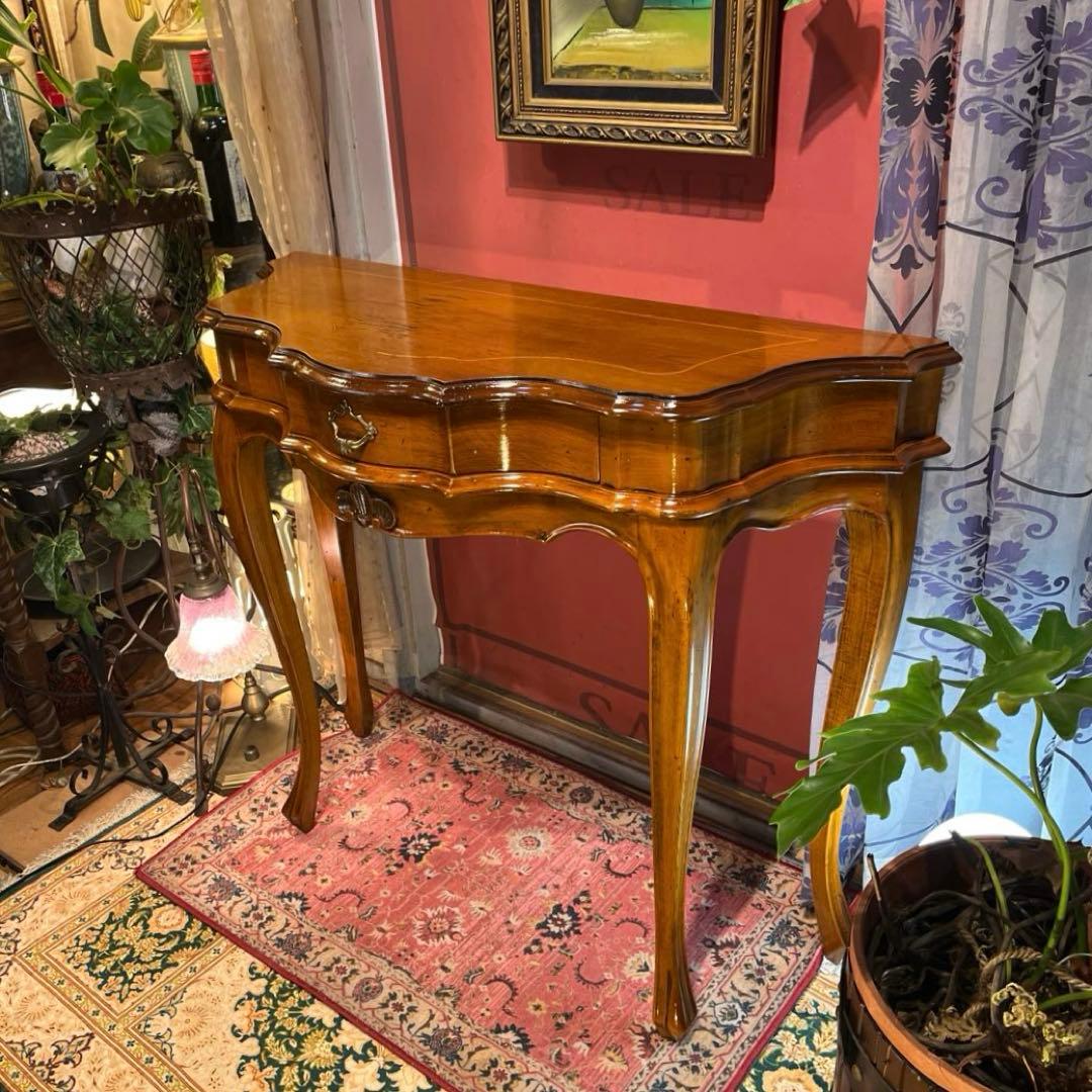 イタリアン　アンティーク　SELVA アクセントテーブル　ハイブランド
