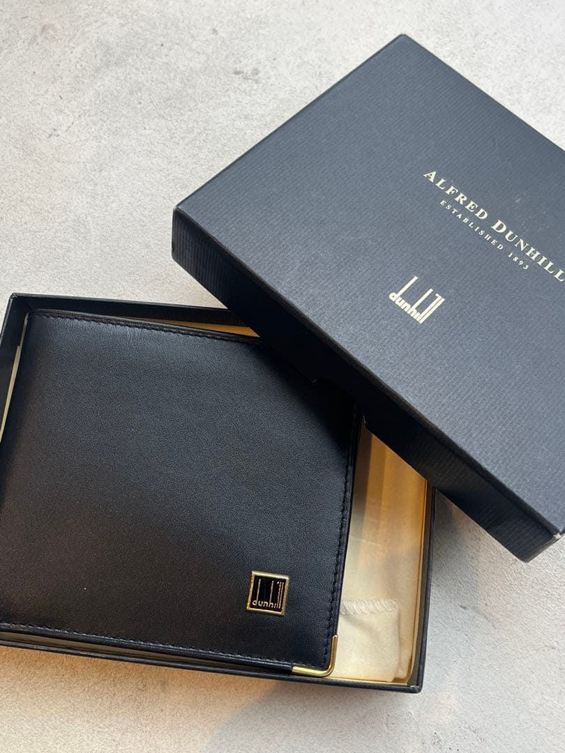 【新品未使用】Alfred Dunhill ブラック 二つ折り財布