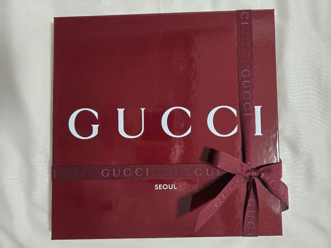 GUCCI グッチ プリント シルクツイル スカーフ ギフトボックス 新品未使用