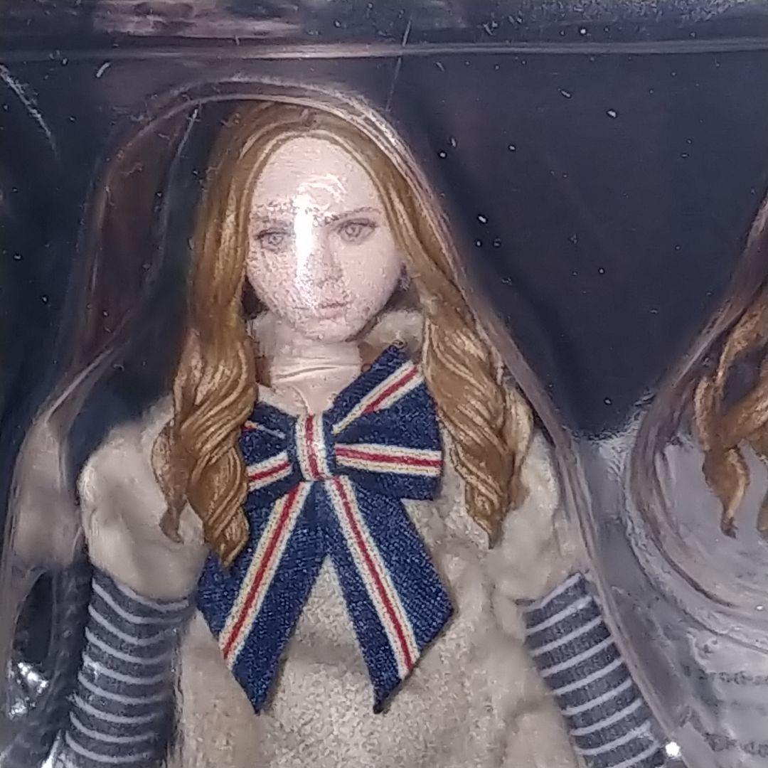 MAFEX マフェックス M3GAN ミーガン メディコム・トイ フィギュア