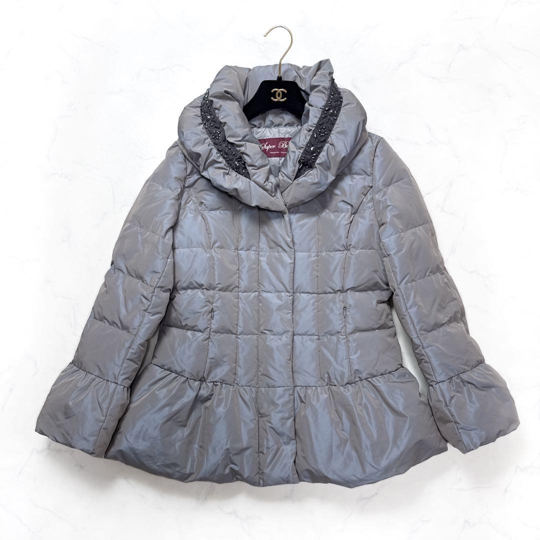 美品 スーパービューティー ダウンジャケット ビジュー装飾 42サイズ