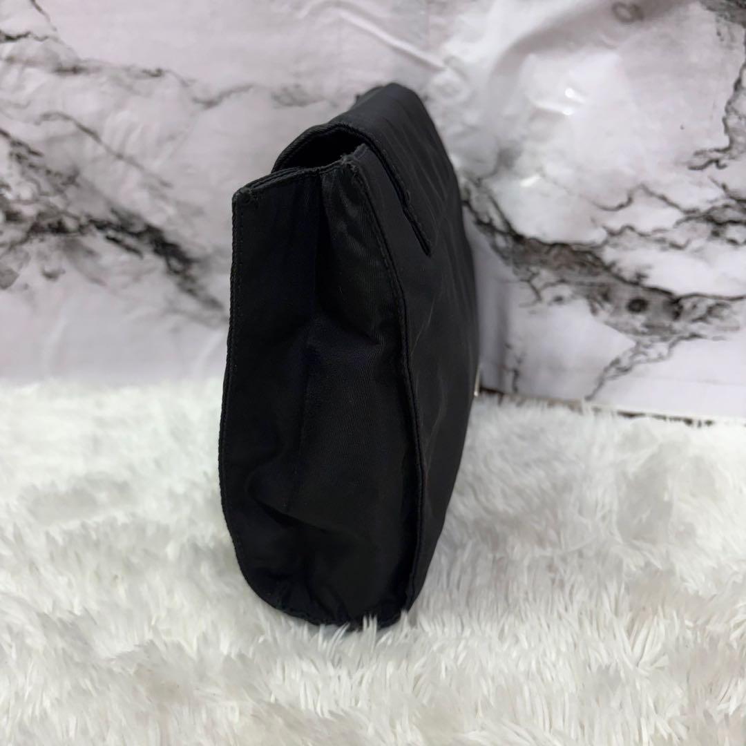 PRADA アクセサリーポーチ ナイロン 三角ロゴ ギャランティ付 MV459