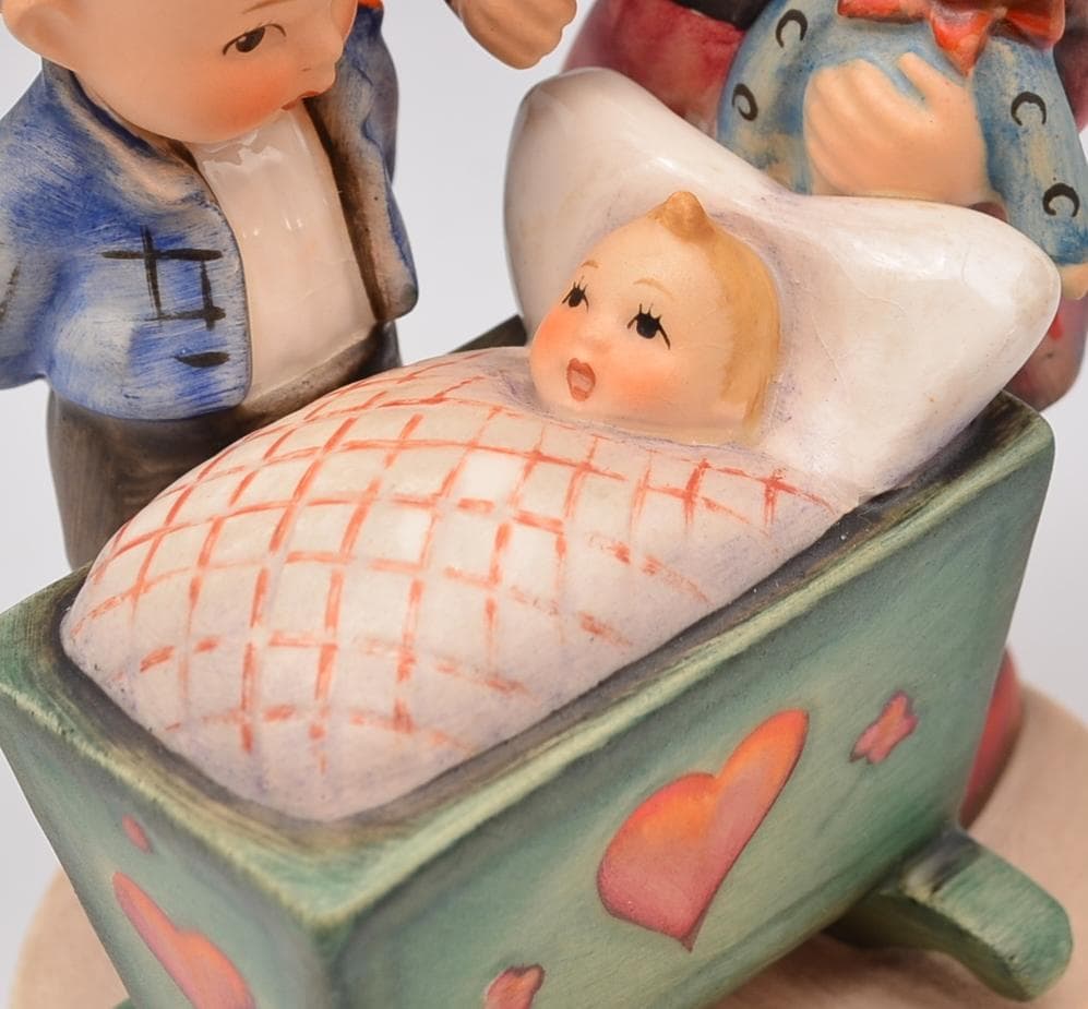 出産／本の虫／風呂敷　３点おまとめ　フンメル人形　ドイツゲーベル　ご成約済み