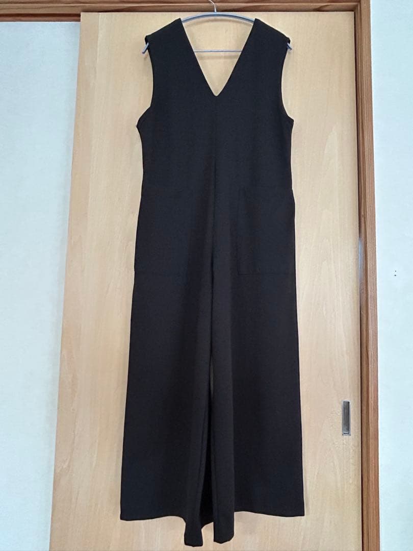 北欧暮らしの道具店　ポンチ素材のオールインワン ブラック　2024購入品