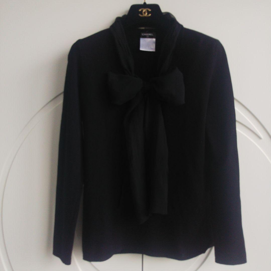 り*ん様 CHANELシャネル 美しいスカーフ付きセーターVネックsize42