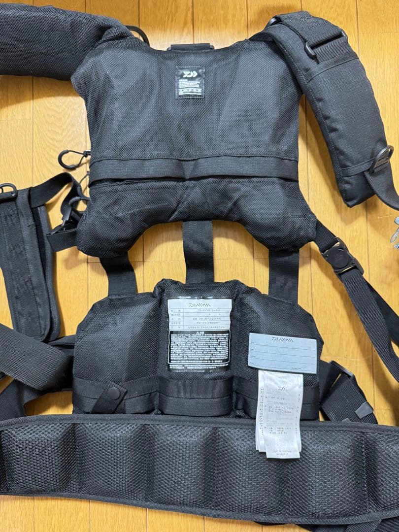 Daiwa フィッシングベスト ブラック