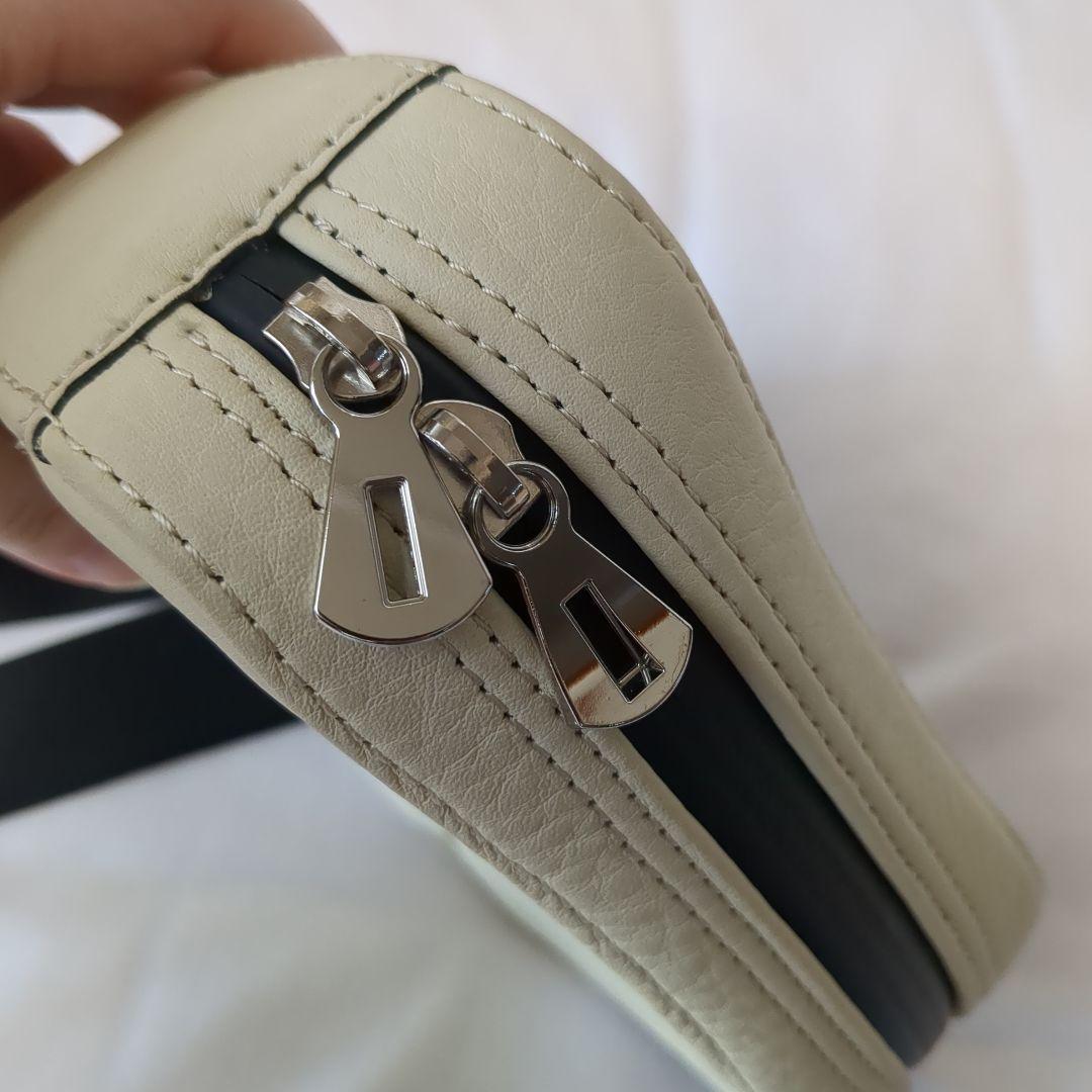 【極美品】ITTI イッチ　メッセンジャーバッグ　ショルダーバッグ　アイボリー