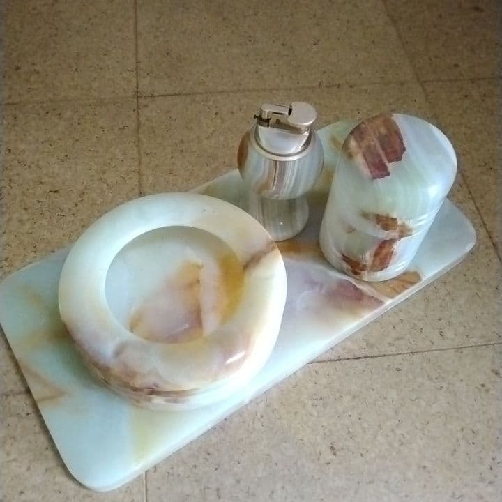 翡翠　灰皿　大理石　天然石　小物入れ