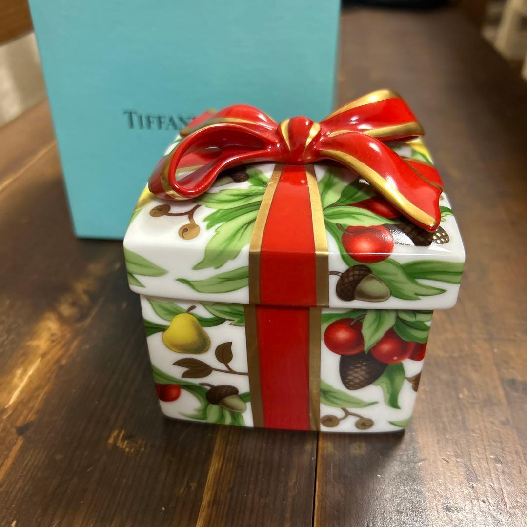 a*a様 希少　レア　Tiffany ティファニー　ホリデー　小物入れ　ジュエリ