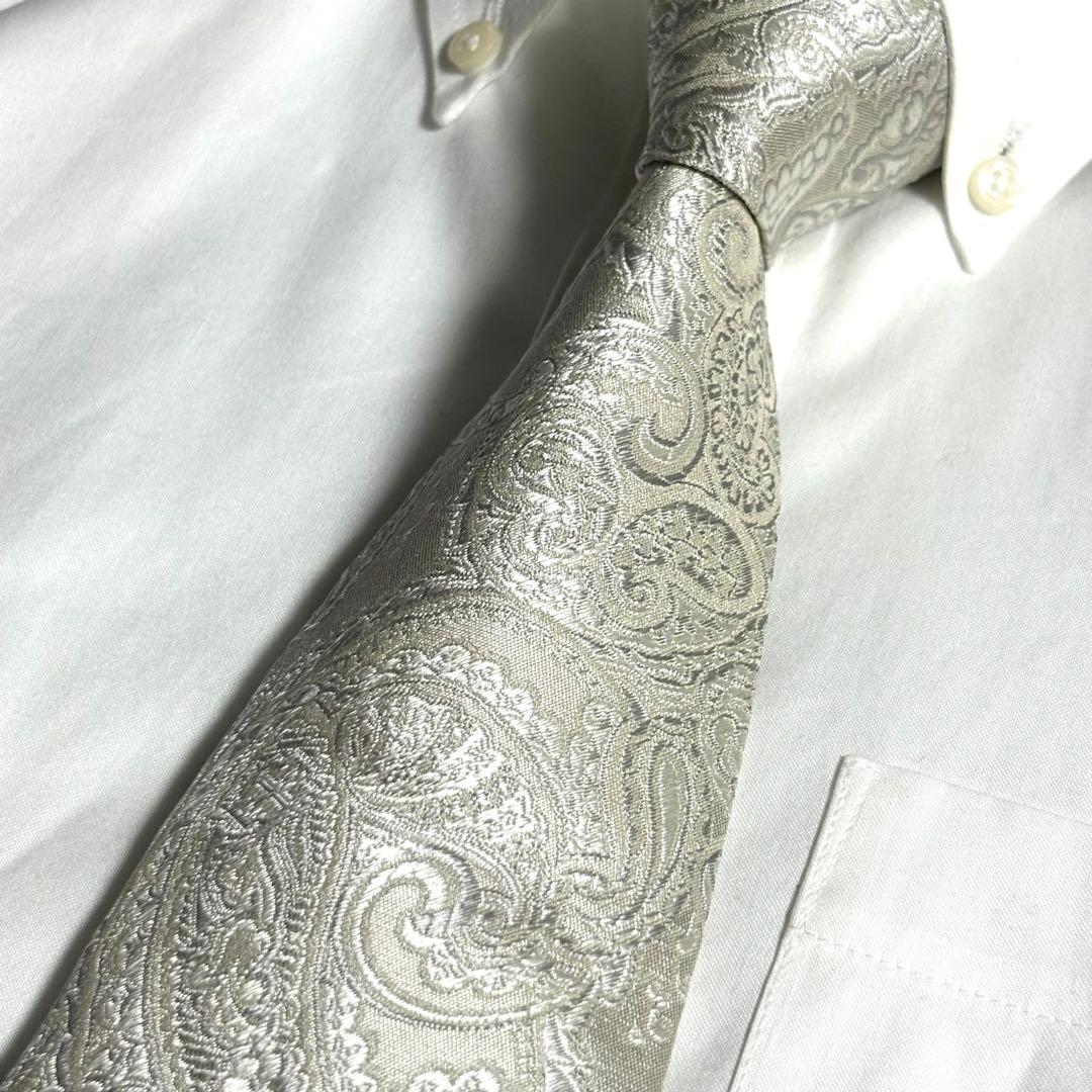 JOHN COMFORT ネクタイ ホワイト シルバー ペイズリー柄 光沢